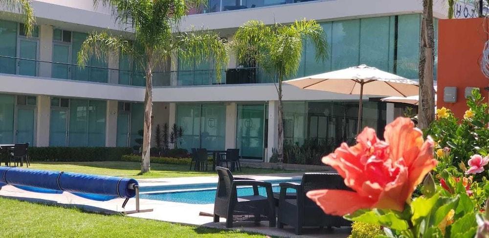 Hotel Quinta 테키스키아판 외부 사진