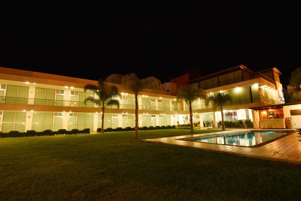 Hotel Quinta 테키스키아판 외부 사진