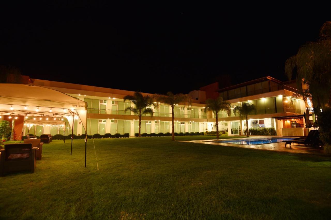 Hotel Quinta 테키스키아판 외부 사진