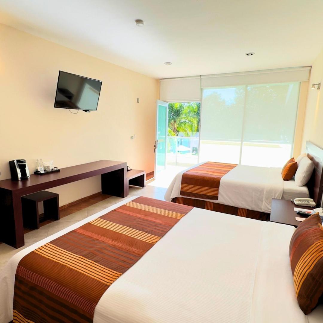 Hotel Quinta 테키스키아판 외부 사진